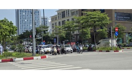 Nguyên nhân miền Bắc oi bức ngột ngạt đỉnh điểm dù nhiệt độ không quá cao
