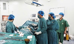 Đau bụng đi khám, cô gái 18 tuổi bất ngờ phát hiện mang thai hơn 4 tháng và mắc viêm ruột thừa cấp