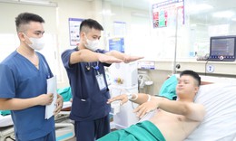 Đang nghỉ trưa tại văn phòng, bất ngờ ngừng tim nhiều lần