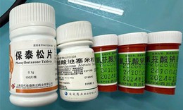 Uống thuốc nhờ bạn mua qua mạng, cụ ông 72 tuổi hôn mê 