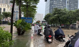 Miền Bắc đón mưa dông giảm nhiệt nắng nóng