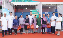 Bệnh viện Đa khoa Hà Thành tổ chức khám sức khỏe và phát thuốc miễn phí cho nhân dân xã Vân Hồ nhân dịp Ngày hội toàn dân bảo vệ an ninh Tổ quốc năm 2026
