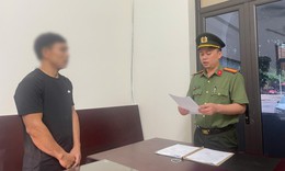 Dùng dao bầu đâm bố vợ, người đàn ông bị khởi tố