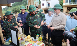 Phó Thủ tướng Hồ Quốc Dũng kiểm tra khắc phục hậu quả lũ quét tại Lai Châu