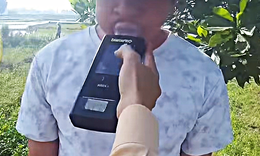 Có nồng độ cồn, tài xế vẫn chở 47 công nhân vì 'không tìm được người thay'