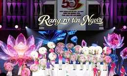 50 năm Thành phố mang tên Bác: ‘Rạng rỡ tên Người’ lan tỏa niềm tự hào, pháo hoa thắp sáng bầu trời TPHCM