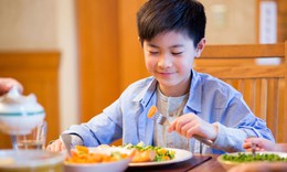 Tháp dinh dưỡng cho trẻ em: 'Kim chỉ nam' giúp cha mẹ xây dựng bữa ăn cân bằng cho con