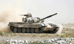 Xe tăng T-80BVM Nga 'làm mưa làm gió' ở Ukraine