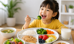 Xây dựng bữa ăn cân đối cho trẻ theo từng độ tuổi: Nền tảng để trẻ phát triển toàn diện và phòng ngừa bệnh tật