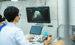 Giám đốc Sở Y tế TPHCM: 'Không thể chỉ dồn lực cho mỗi bệnh viện tuyến cuối'