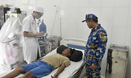 Bệnh xá đảo Nam Yết kịp thời cấp cứu một thuyền trưởng bị đột quỵ