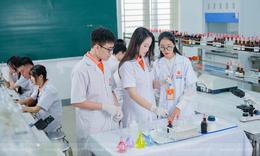 Chọn trường đào tạo khối ngành sức khỏe, thí sinh cần quan tâm tiêu chí gì?