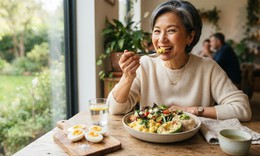 Sau tuổi 60 nên ăn mấy quả trứng mỗi tuần để tăng protein và kiểm soát mỡ máu?