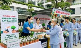 'Đổi rác lấy quà' -  chương trình sáng tạo trong bảo vệ môi trường tại bệnh viện