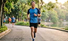 Chạy bộ 30 phút mỗi ngày có giúp giảm mỡ máu ở nam giới sau tuổi 50?