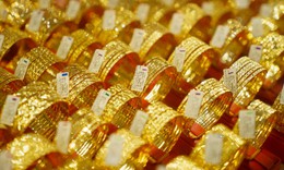 Chốt giá vàng hôm nay ngày 23/8 tăng rất mạnh, người mua có lãi