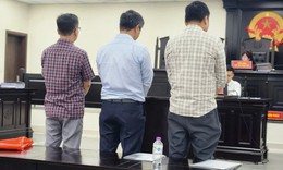 Cựu hiệu trưởng hầu tòa vì 'ăn chặn' tiền A80 của hơn 900 sinh viên