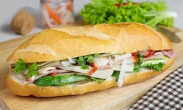 Bộ Y tế vào cuộc vụ nhiều người nghi ngộ độc thực phẩm sau ăn bánh mì ở Gia Lai