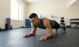 Plank có ảnh hưởng đến khớp? Ai nên thận trọng khi tập?