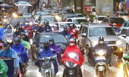 Chiều nay, Hà Nội tái diễn mưa dông mạnh kèm lốc sét
