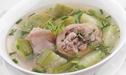 Món chân giò hầm đu đủ có thực sự lợi sữa? Lời giải thích của chuyên gia dinh dưỡng