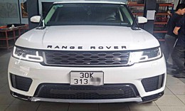 Điều bất thường từ chiếc Land Rover màu đen mang biển số 30K-313.XX