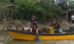 Phát hiện thi thể thai nhi khi tìm kiếm 2 người mất tích trên sông Trà Lý