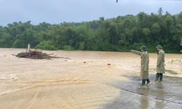 Hàng chục điểm ngập sâu gây chia cắt các xã miền núi Thanh Hóa