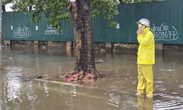 Hà Nội hứng đợt mưa rất lớn thứ 2 trong ngày