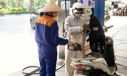 Giá xăng dầu đồng loạt tăng, E10RON95 lên 25.636 đồng/lít