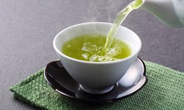 Uống trà đặc thay nước lọc hàng chục năm, người đàn ông nhập viện cấp cứu