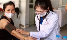 Thầy thuốc trẻ mang dịch vụ chăm sóc sức khỏe đến người dân vùng cao Lai Châu