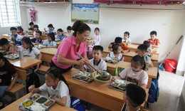 Bữa ăn bán trú ở Nghệ An có hợp đồng vẫn khó truy xuất nguồn gốc thực phẩm