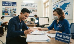 Doanh nghiệp phải hoàn tiền cho người lao động nếu kéo dài thời gian chờ xuất cảnh