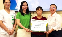 Hai gia đình vượt qua những ngày khốn khó nhờ tình thương của bạn đọc