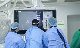 Can thiệp thành công căn bệnh ví như 'quả bom nổ chậm' ẩn sau những cơn đau đầu
