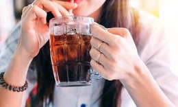 Người phụ nữ 34 tuổi tử vong vì thói quen uống nước ngọt và nước tăng lực