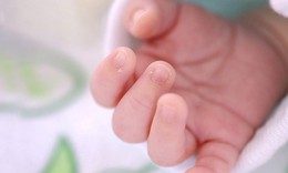 5 năm vô sinh, 6 lần chuyển phôi, người mẹ vỡ òa ngày đón con