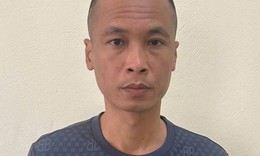 Mâu thuẫn trong nhà, con trai dùng dao tấn công bố đẻ