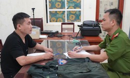 
Giả danh cảnh sát cơ động chặn xe khiến người đi đường tử vong