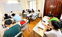 Nhiều tỉnh thành công khai đường dây nóng tố lạm thu và dạy thêm sai quy định