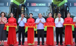 Quảng Ninh khai trương xe buýt điện miễn phí đưa đón học sinh đến trường