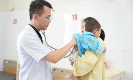 Hơn 20 ngày giành sự sống cho bé 12 tháng tuổi bị hoại tử phổi