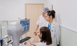 Tạo hình đồng tử dạng lỗ trong điều trị bệnh giác mạc chóp nặng