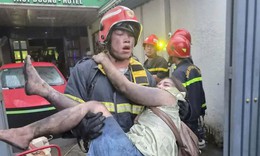 TPHCM: Nhiều nạn nhân vụ cháy khách sạn nhập viện do ngộ độc khí CO