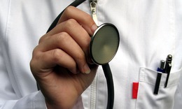 Về ca trực cấp cứu cho bệnh nh&#226;n c&#243; HIV