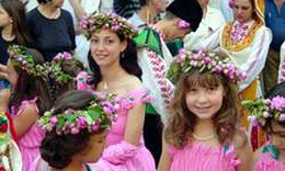 Bulgaria giữa m&#249;a hoa hồng nở