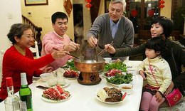 Chăm s&#243;c &#244;ng b&#224;, cha mẹ trong dịp Tết