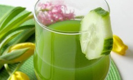 Nước &#233;p dưa chuột: Đẹp da, chữa nhiều bệnh