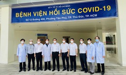 B&#237; thư Th&#224;nh ủy TP.HCM Nguyễn Văn N&#234;n thăm Bệnh viện Hồi sức COVID-19